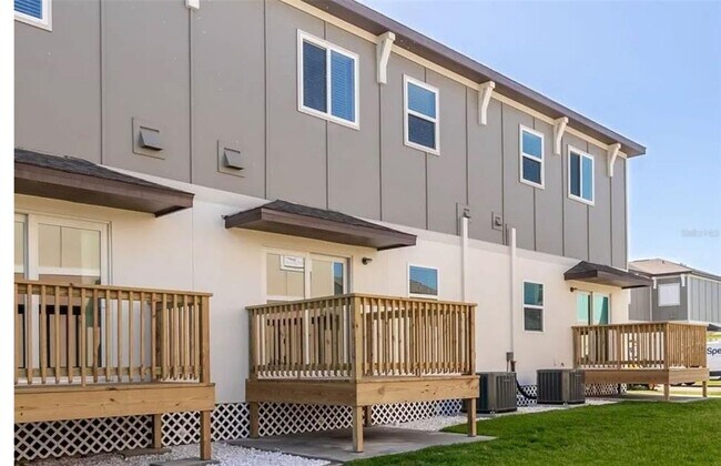 Foto del edificio - 2047 Silverstone Cir