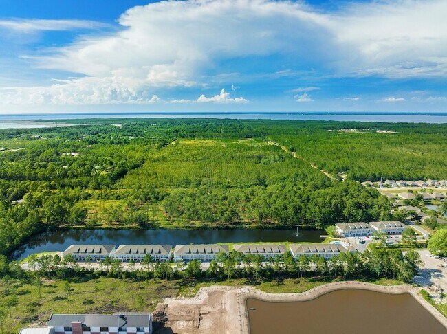 Foto del edificio - 212 Kara Lake Dr