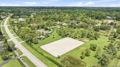 Building Photo - 14902 Paddock Dr