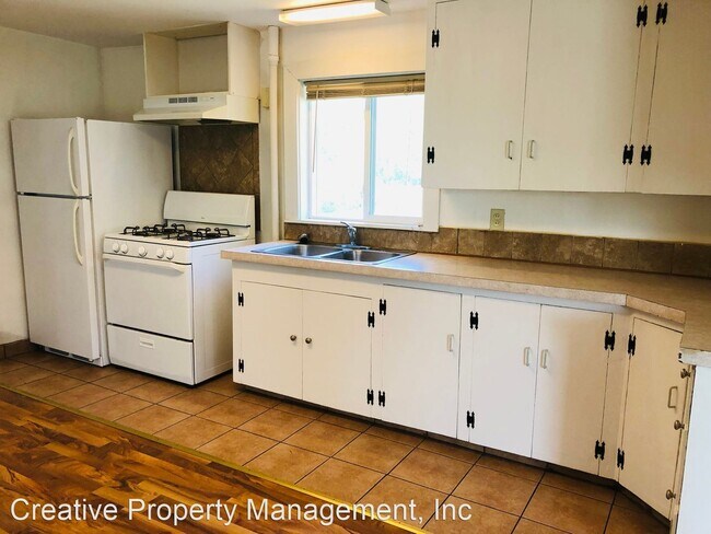 Building Photo - 1 br, 1 bath House - 1600 2nd St SE