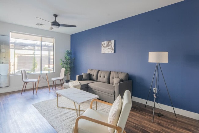 Building Photo - 701 W Rio Salado Pkwy