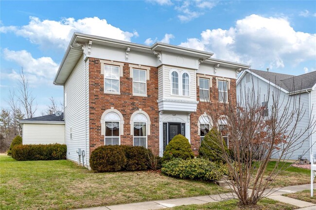 Foto del edificio - 645 Covered Bridge Ln