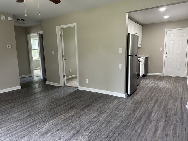 Foto del edificio - Newly Renovated Ranch in the Graham Height...