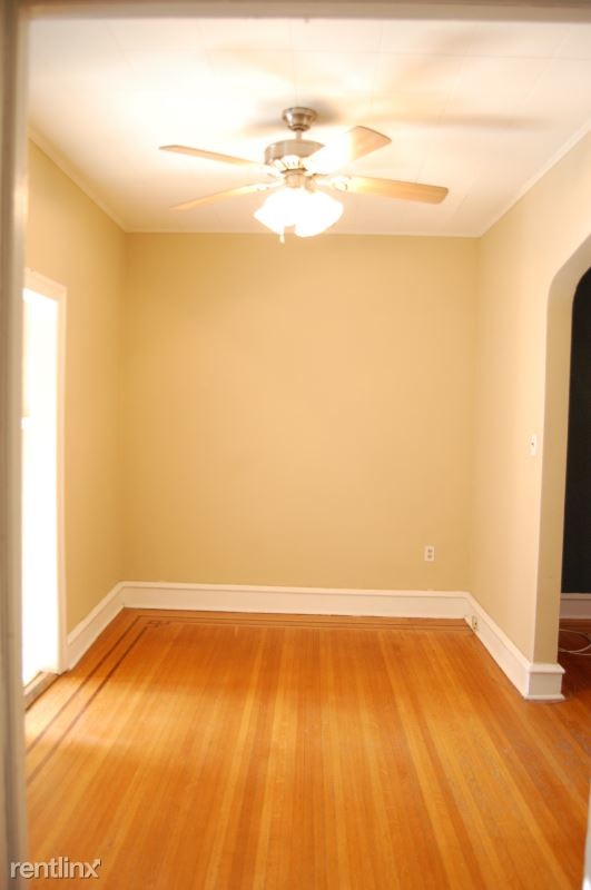 Building Photo - 316 Gerard Ave