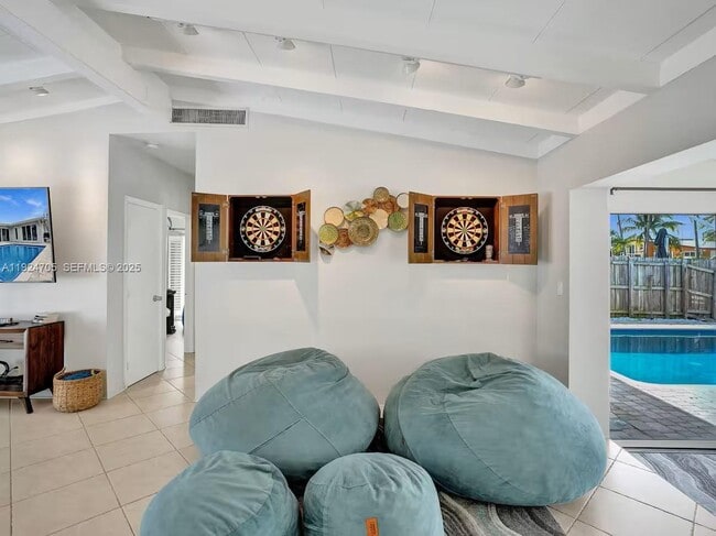 Foto del edificio - 2525 Gulfstream Ln