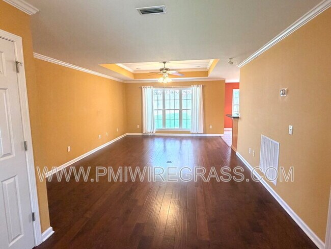 Foto del edificio - 201 Windsor Garden Dr