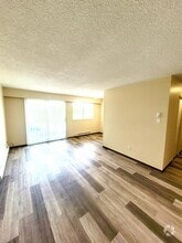 Building Photo - 626 Kinchant St