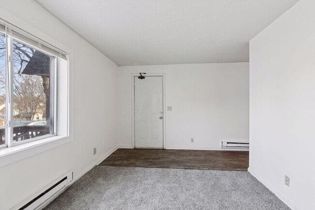 Foto del edificio - 880 Wilson Ave