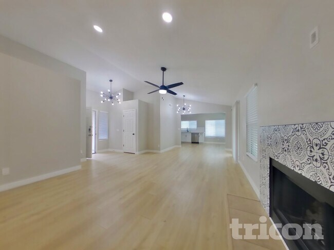 Foto del edificio - 1934 E Kent Ave