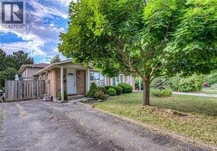 Building Photo - 483 Kingscourt Dr