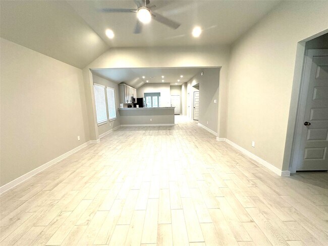 Building Photo - 15718 Telge Rdg Ln