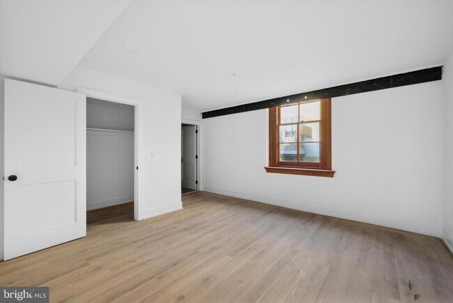 Building Photo - 808-18 N 3rd St