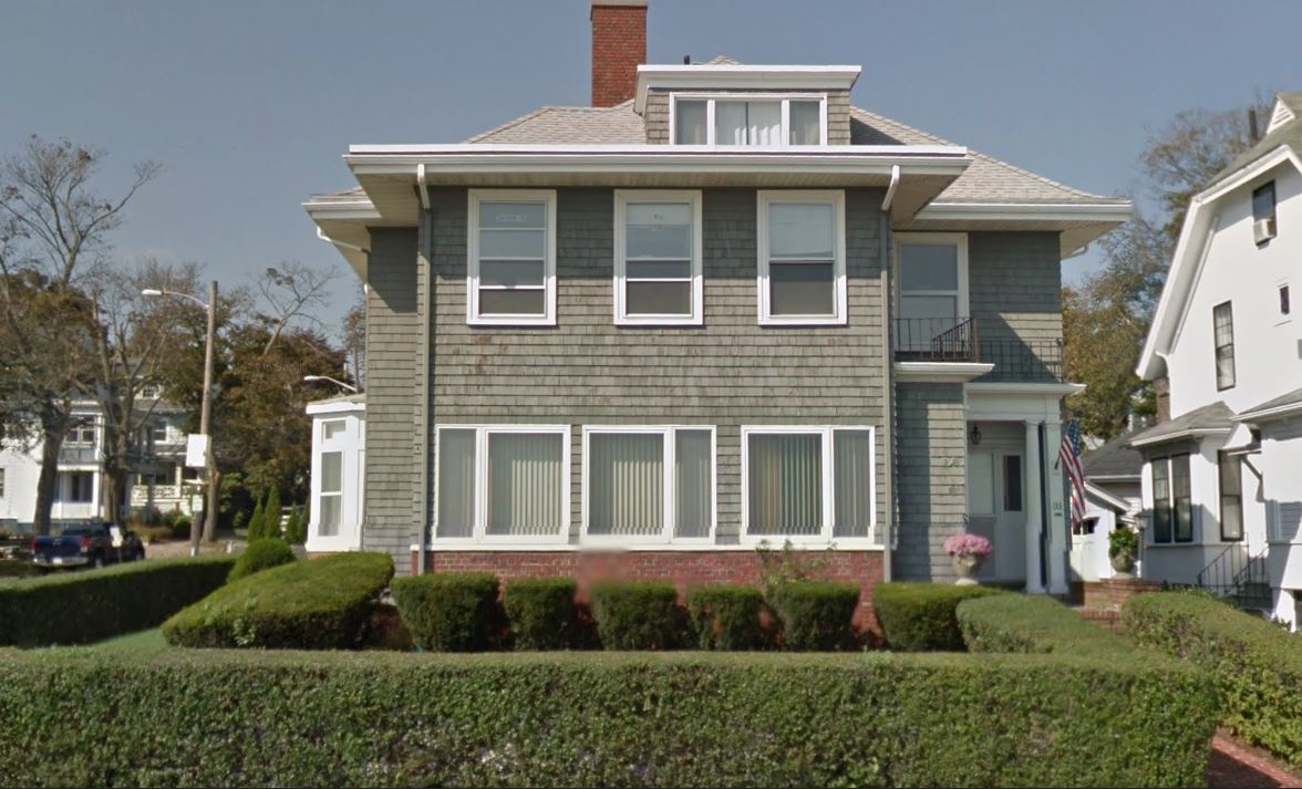front facing ocean - 133 Lynn Shore Dr