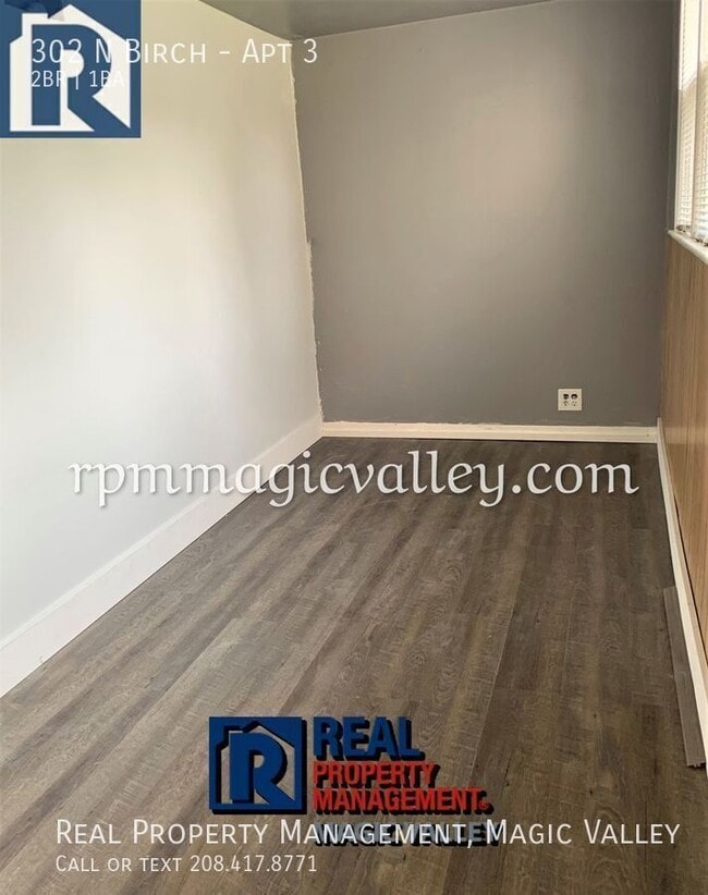 Building Photo - 302 N Birch-Apt 3