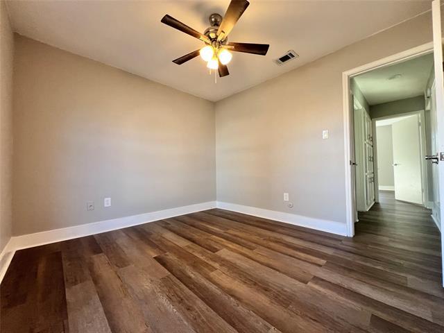 Foto del edificio - 6016 Hillcrest Dr