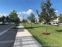 Building Photo - 6355 N W 104th path