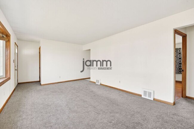 Foto del edificio - 16261 Remora Blvd