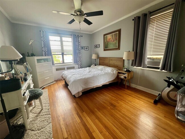 Foto del edificio - 1 Town House Pl