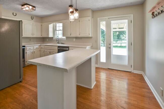 Foto del edificio - Pet Friendly on Ranch on Five and a Half A...