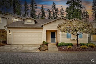 Building Photo - 596 Eskaton Cir