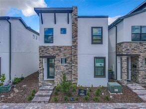Building Photo - 208 Villa Domani Ct