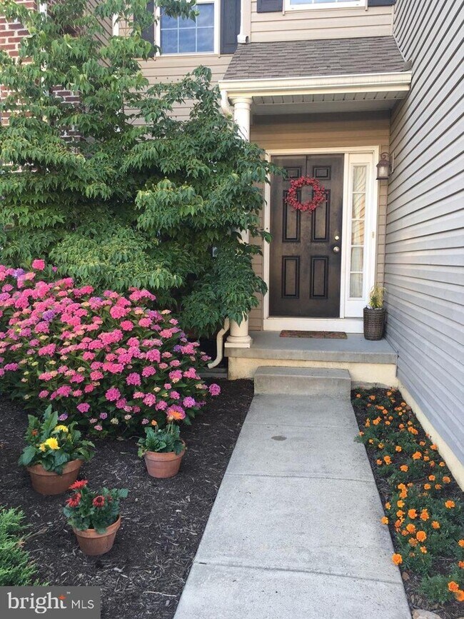 Foto del edificio - 5255 Spring Ridge Dr E