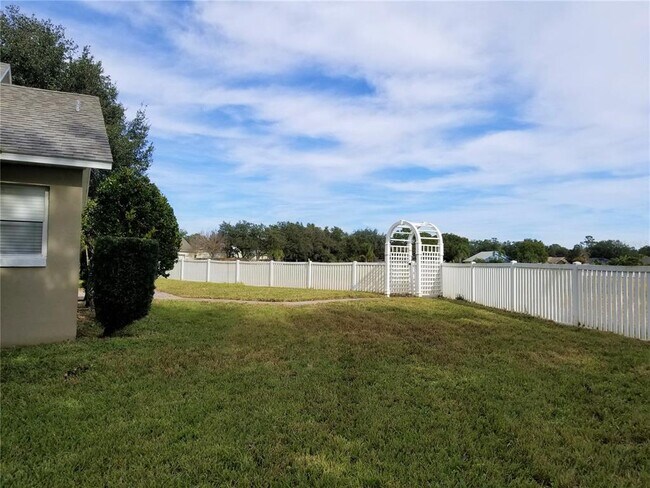 Building Photo - 4209 Kingbird Ct