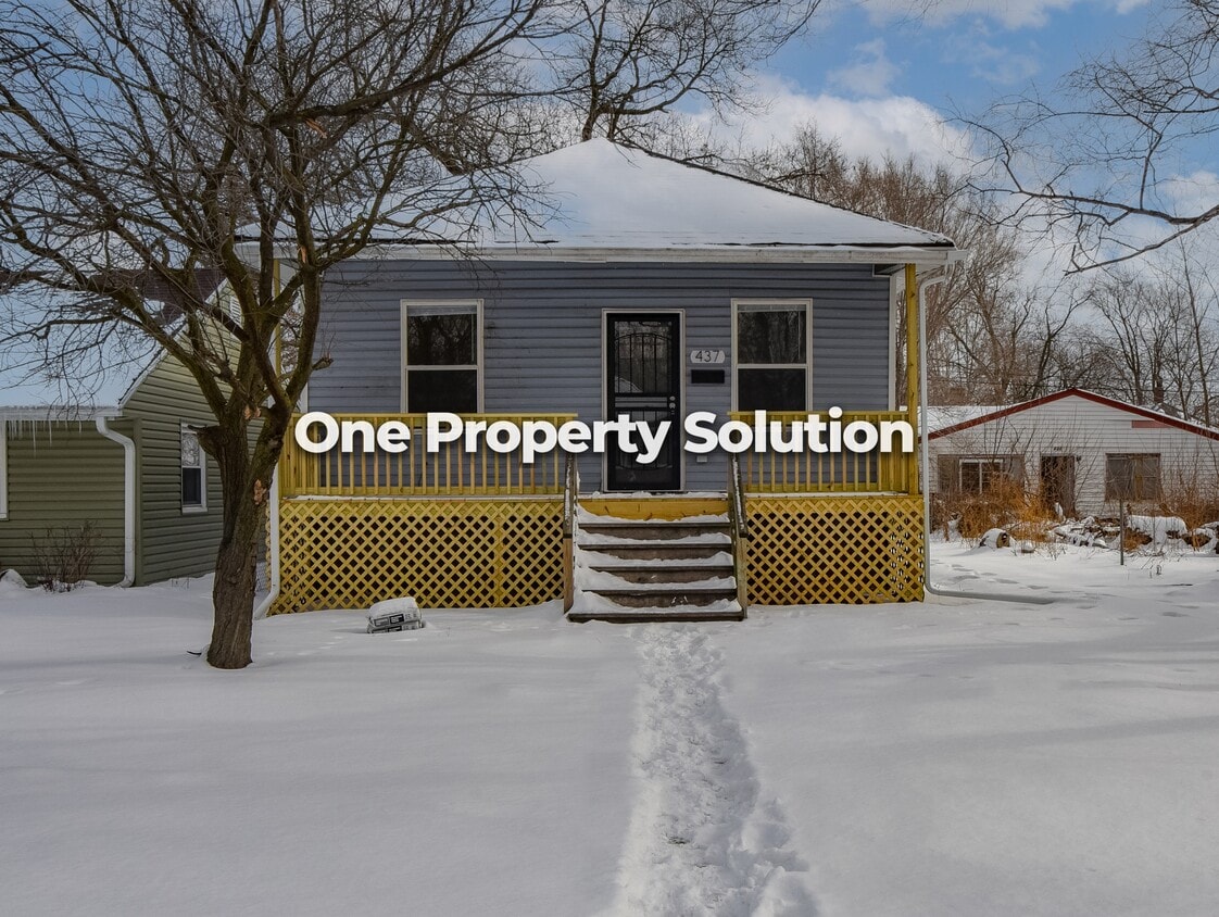 Primary Photo - 437 Hovey St