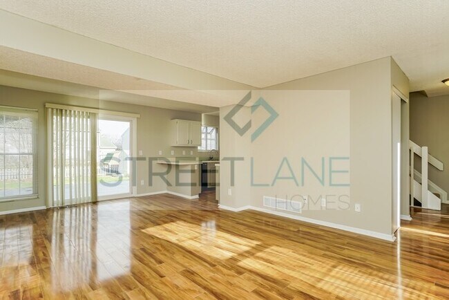 Foto del edificio - REDUCED!