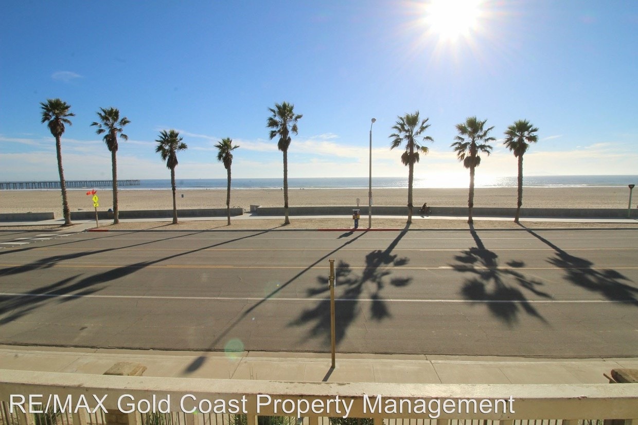 282 E Surfside Dr, Port Hueneme, CA 93041 House Rental in Port