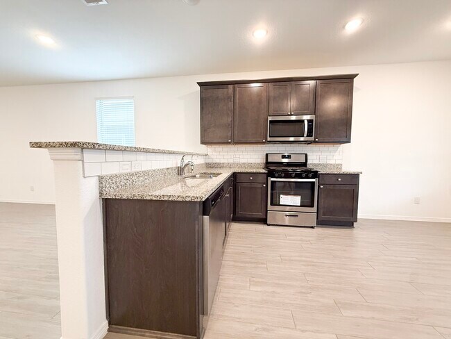 Foto del edificio - 19623 Cat Spruce Ct