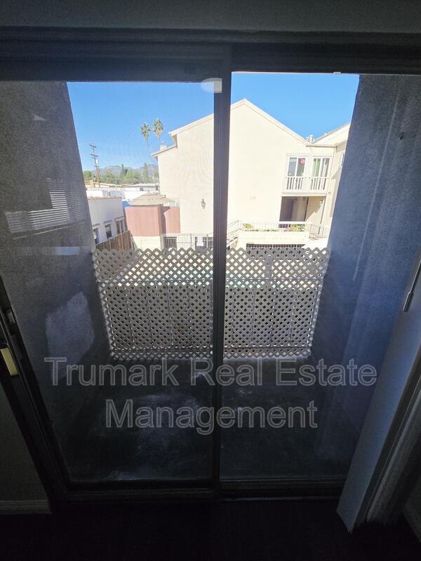 Foto del edificio - 1005 E Garfield Ave