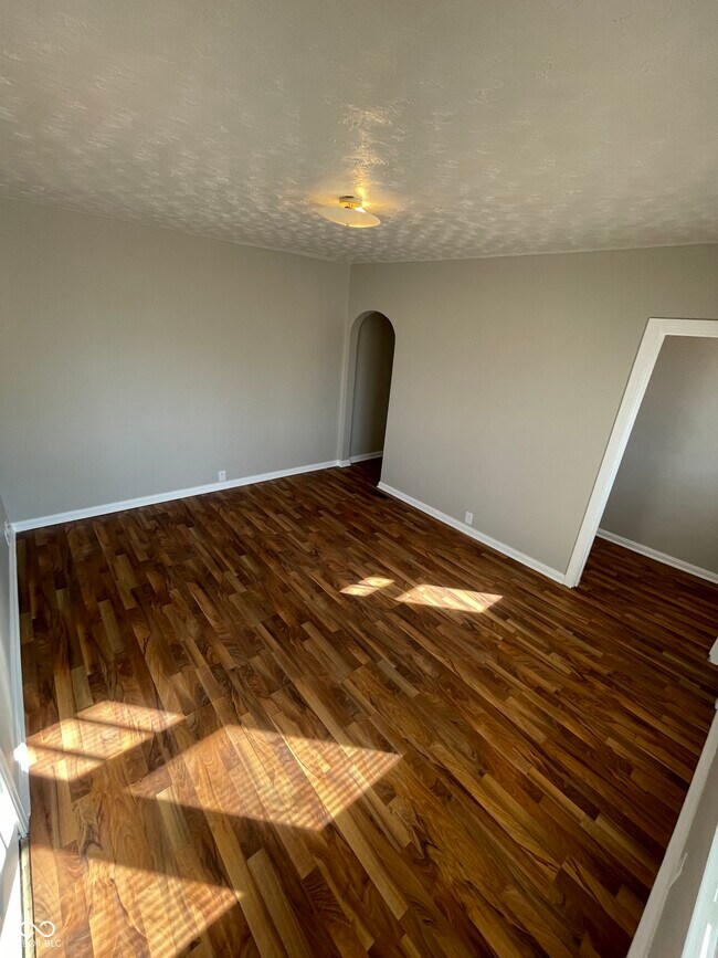 Foto del edificio - 8761 E 46th St