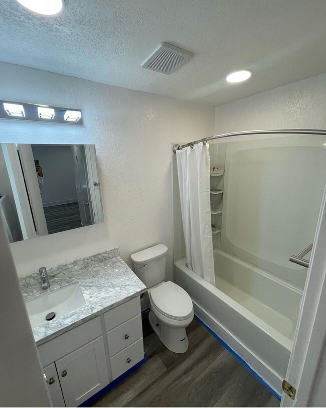 Foto del edificio - 1801 Marshall Rd