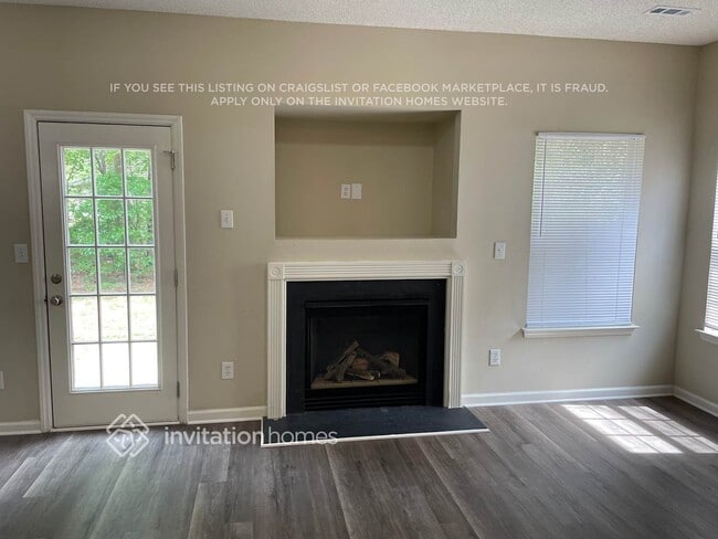 Building Photo - 9311 High Rock Dr