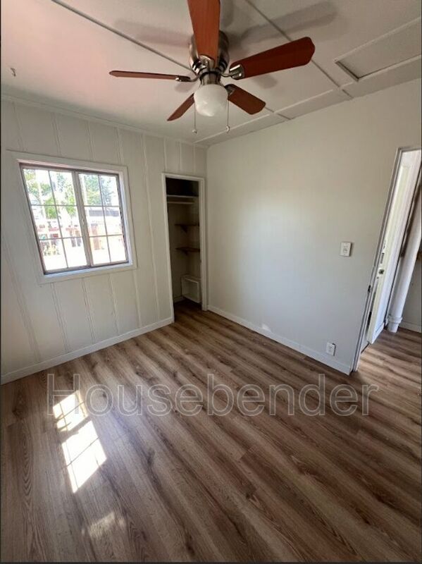 Foto del edificio - 4212 J St