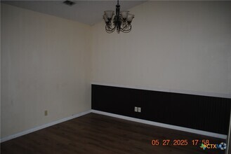 Building Photo - 97 Ben Nevis Ln