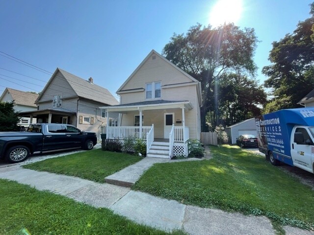 Primary Photo - 163 East St