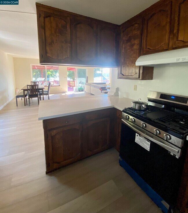 Foto del edificio - 4694 N Stone Road