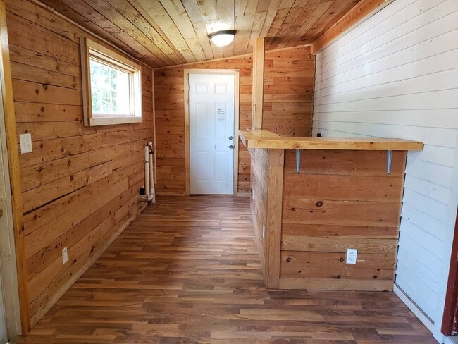 Building Photo - 1331 Grand Ave