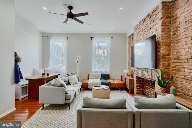 Foto del edificio - 1719 Guilford Ave