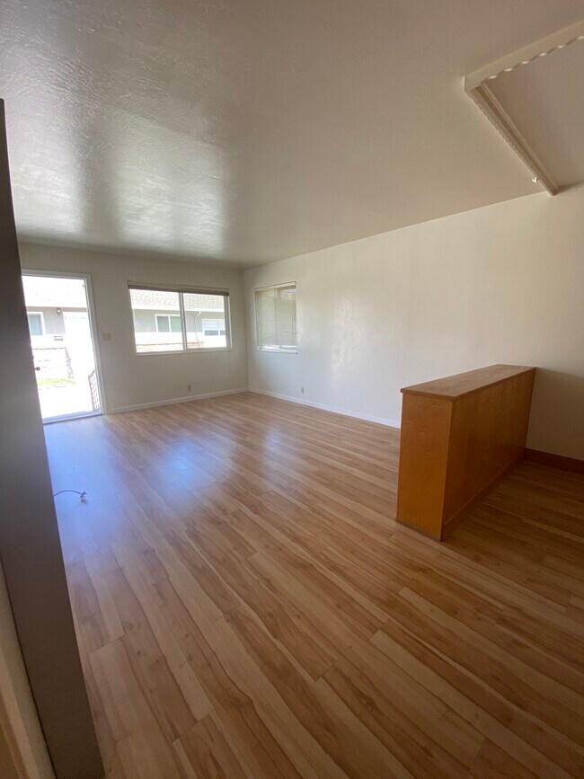 Foto del edificio - 714 Pine St