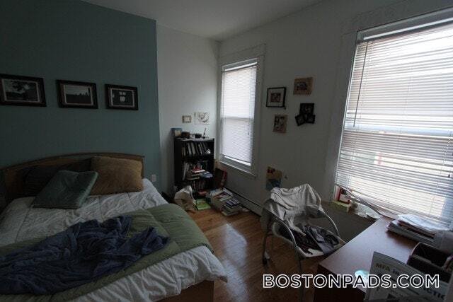 Foto principal - 35 Brookline St