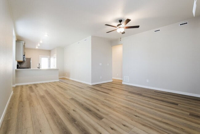 Building Photo - 9468 Yampa St