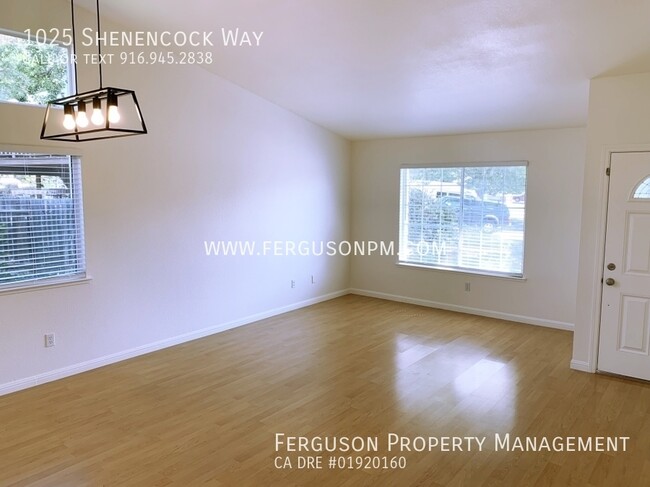 Foto del edificio - Beautifully Remodeled Home in West Roseville