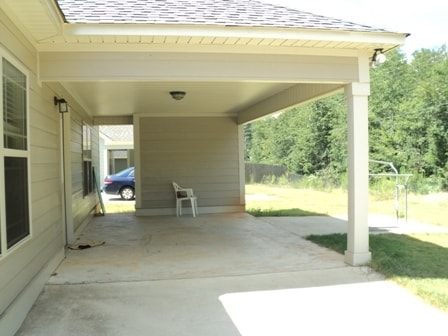 Building Photo - 335 Embry Ln