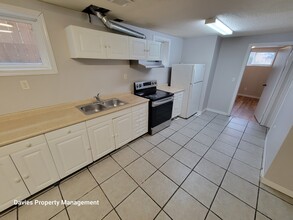 Building Photo - 10316-10156 156 St NW