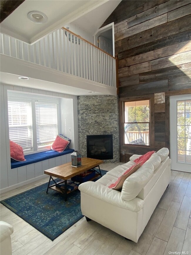 Building Photo - 738 Ocean Breeze Walk