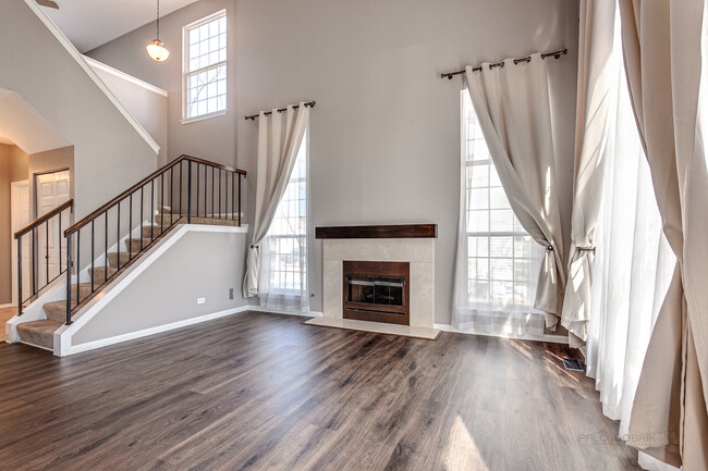 Foto del edificio - 17857 Braewick Rd