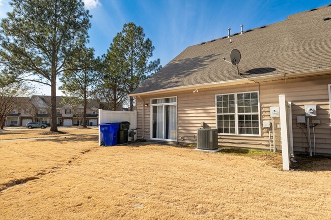 Building Photo - 2021 Livingston St